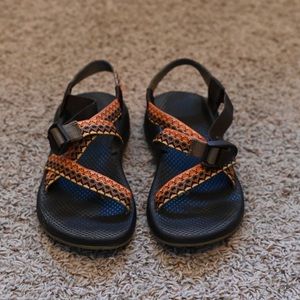 Women’s Chacos Sandals - size 7